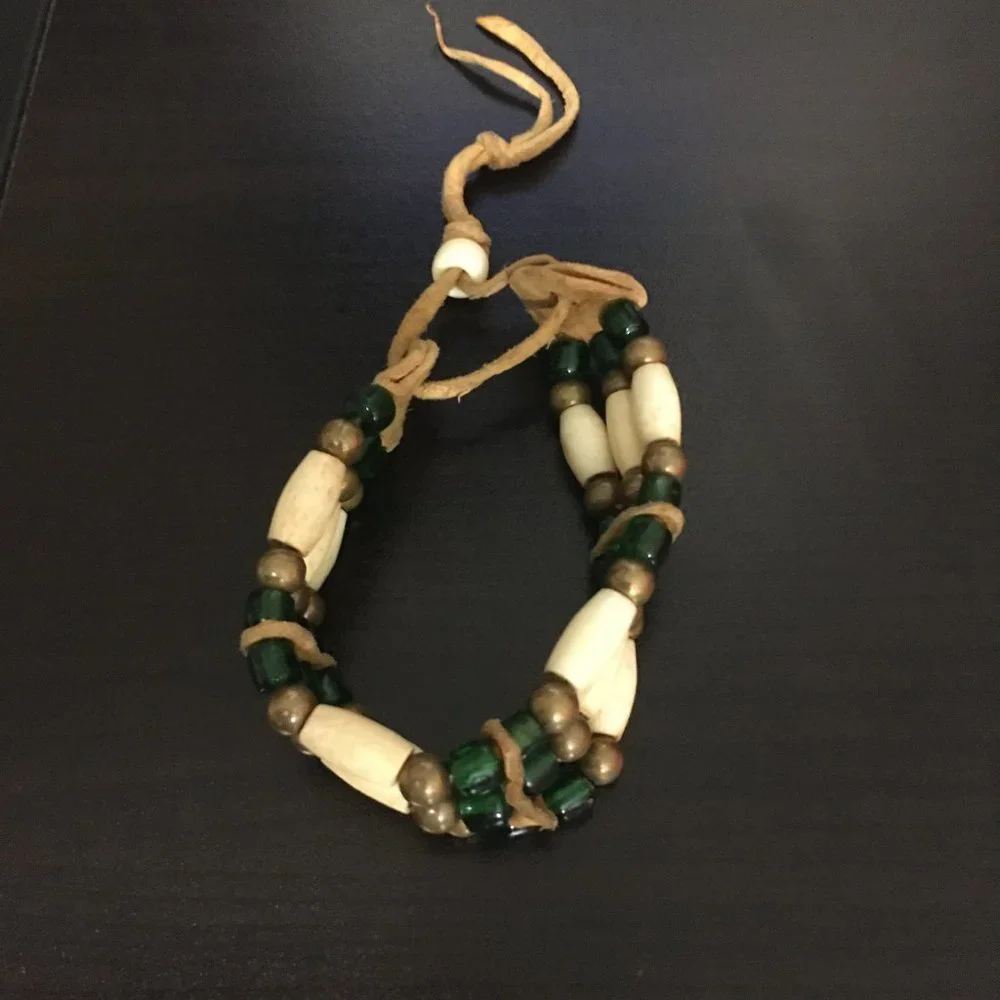 VTG First Nations Bone Bracelet & Beaded Leather Pouch - Artisan Indigenous Set - Picture 3 of 4